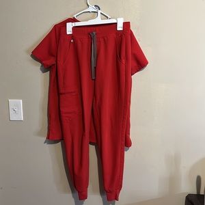Figs Set “Zamora” Jogger Scrub Pants Figs “Casma” scrub top
